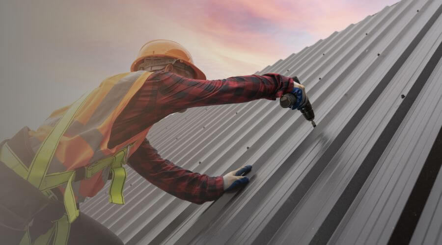 Professional gutter cleaning in Palmyra, IN